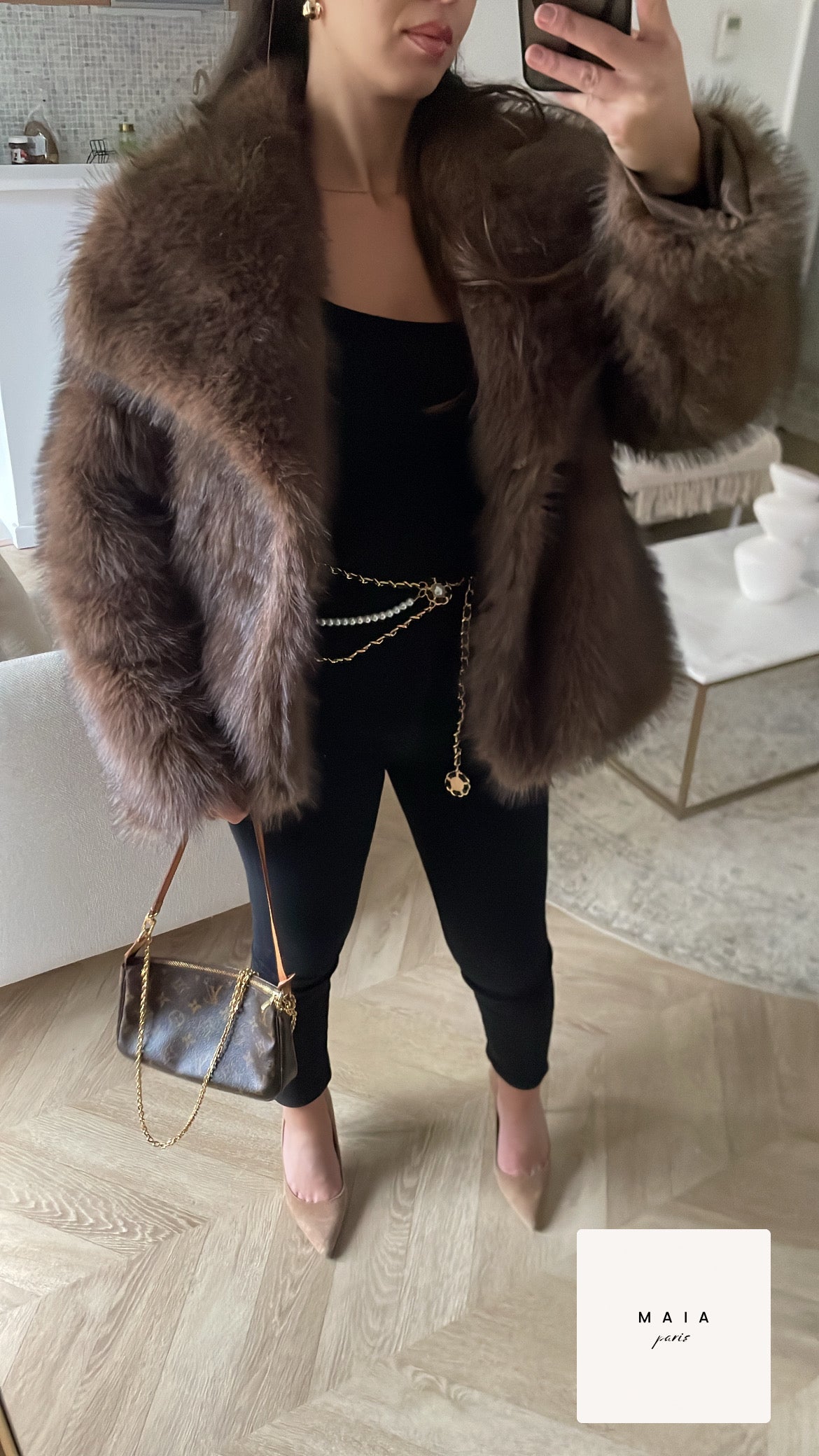 Manteau marron vegan à col